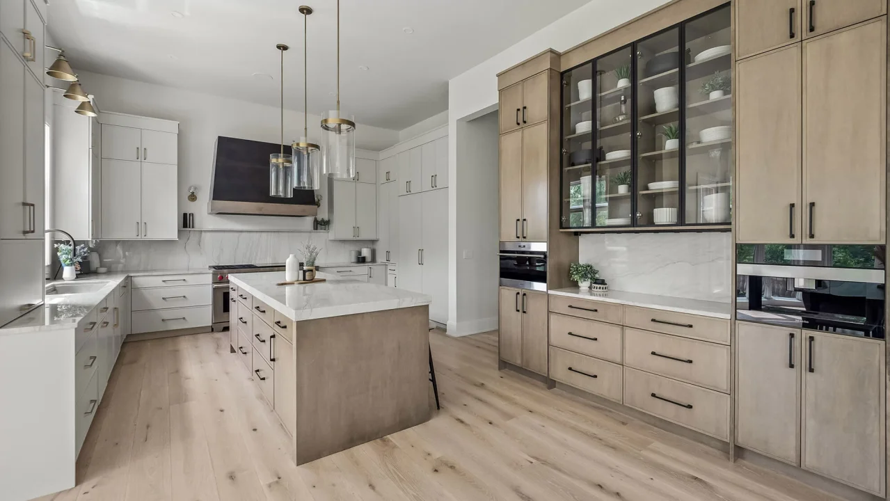 Mutfak Adası ve Açık Mutfak Trendleri: Sosyal Alanlar İçin Pratik Düzenlemeler